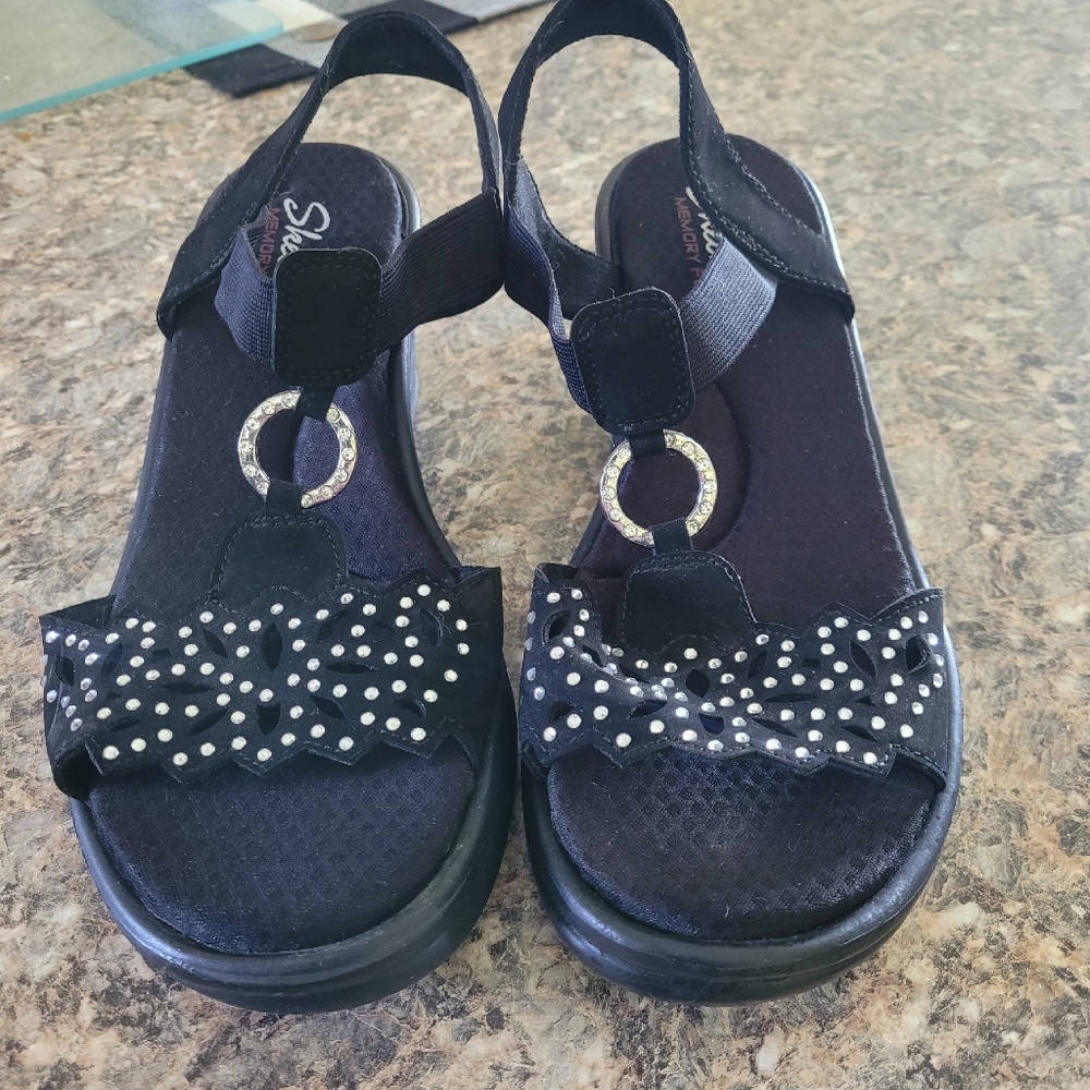 Skechers Rumblers Queen B Black bling size 8 sandals